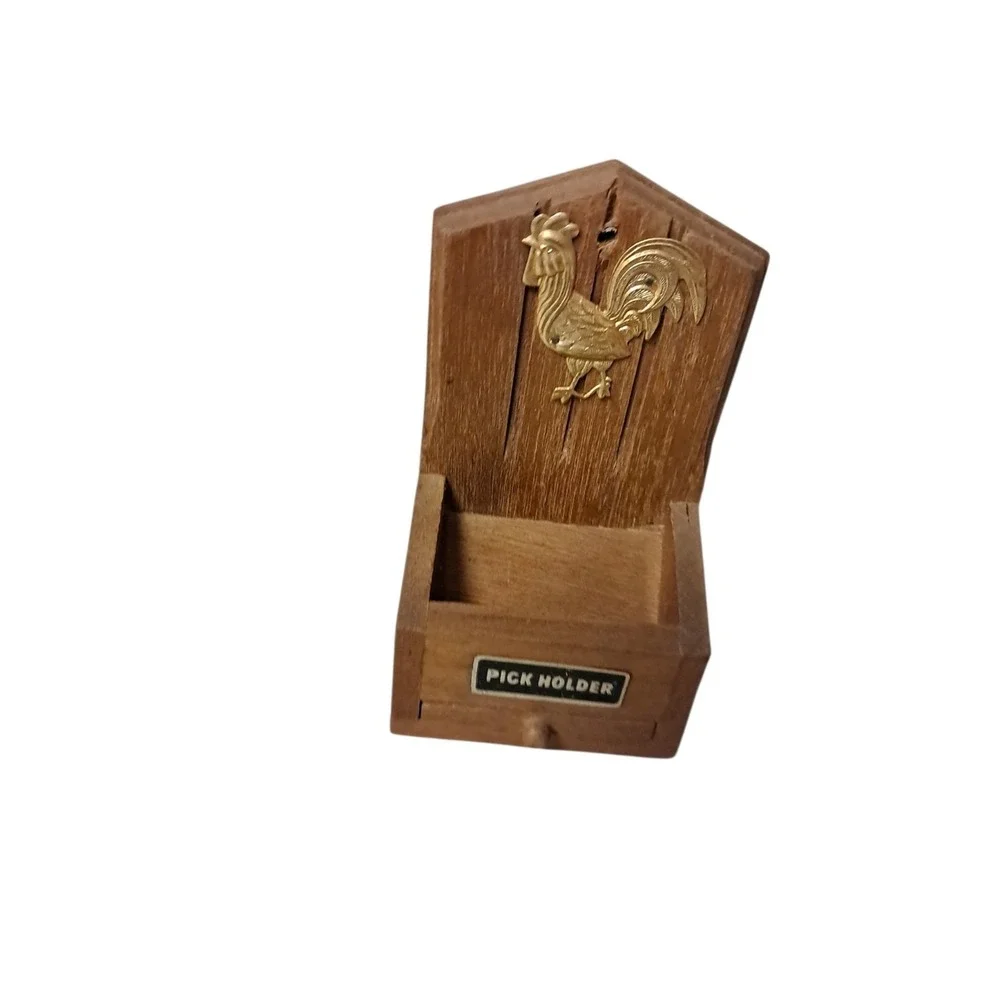 Vintage wooden toothpick dispenser/holder with a rooster‎ emblem